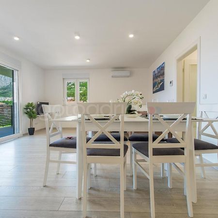 מאקרסקה Luxury Sea View Apartment Vida מראה חיצוני תמונה
