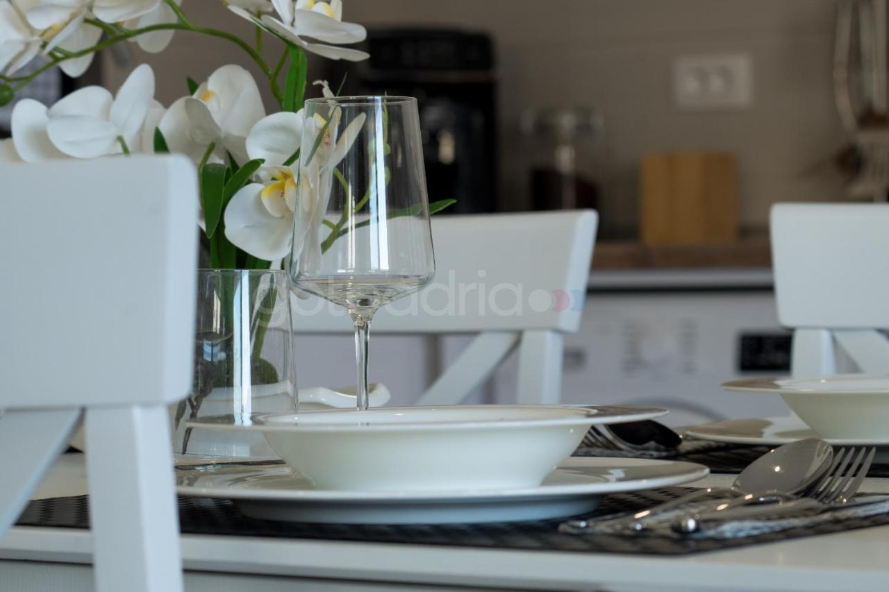 מאקרסקה Luxury Sea View Apartment Vida מראה חיצוני תמונה